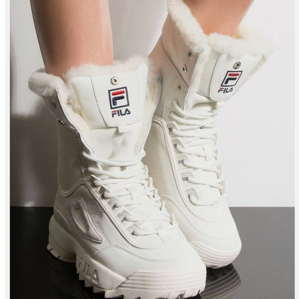 Fila Disruptor Lug Boot Winter White Faux Fur Trim Lace Up Ankle Boots Size 7